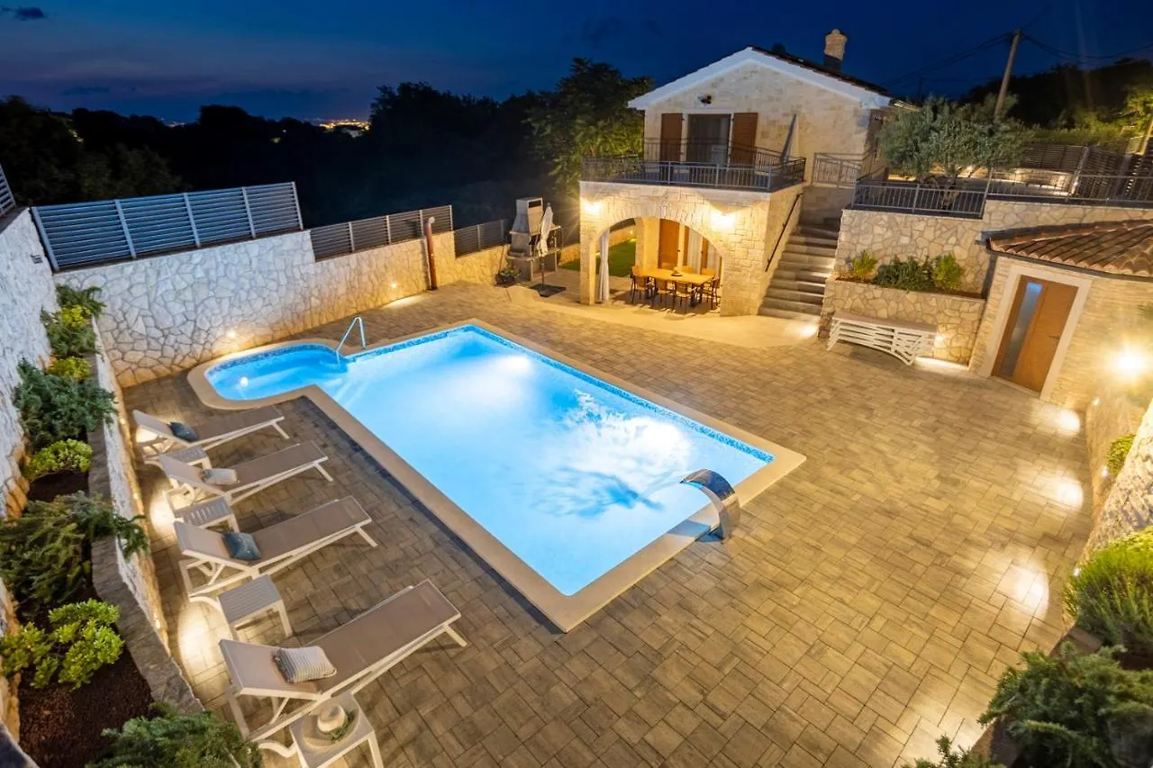 Luxury Villa Petros Malinska