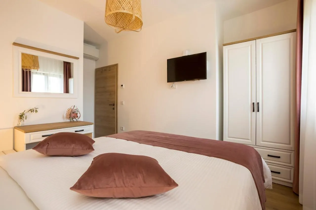 Luxury Villa Petros Malinska
