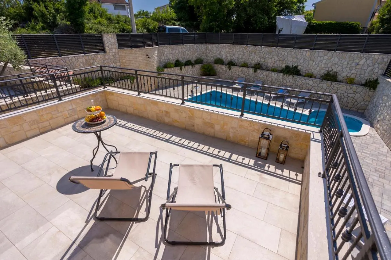 Luxury Villa Petros Malinska