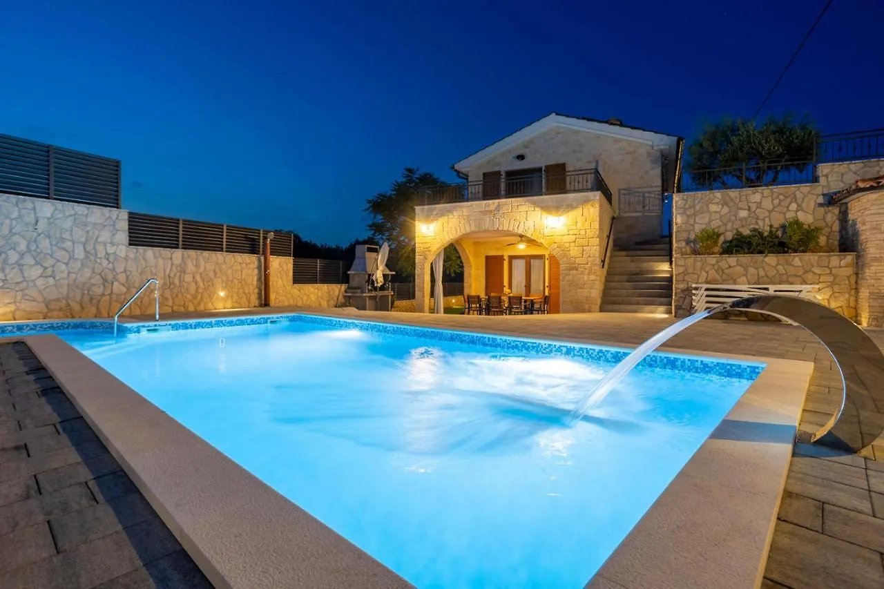 Luxury Villa Petros Malinska
